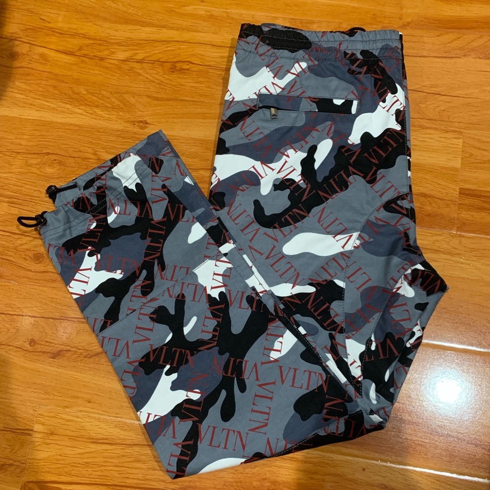 Valentino logo casual mens camo drawstring pants